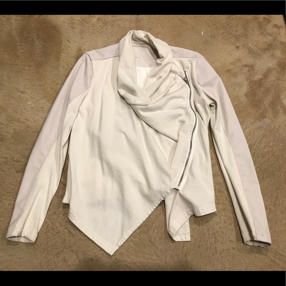 BLANK NYC Faux Leather Jacket - Picture 2 of 7